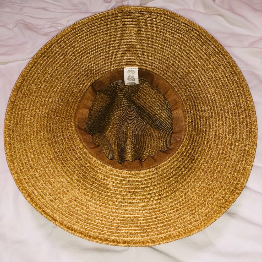 Hat - Picture 5 of 5